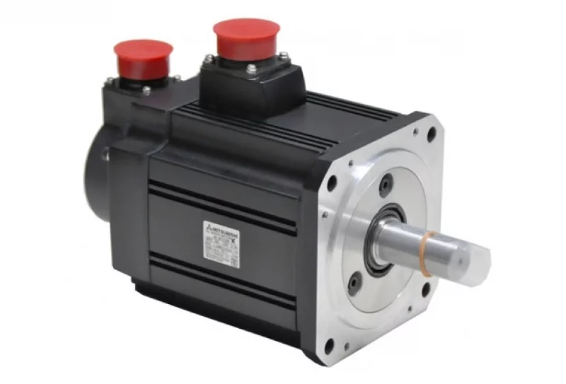 Серводвигатель HC-SFS1024B оснащен тормозом